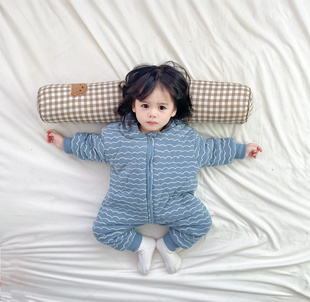 婴儿加绒加厚冬装拉链连体衣可爱超萌女宝宝夹棉爬服男婴保暖哈衣