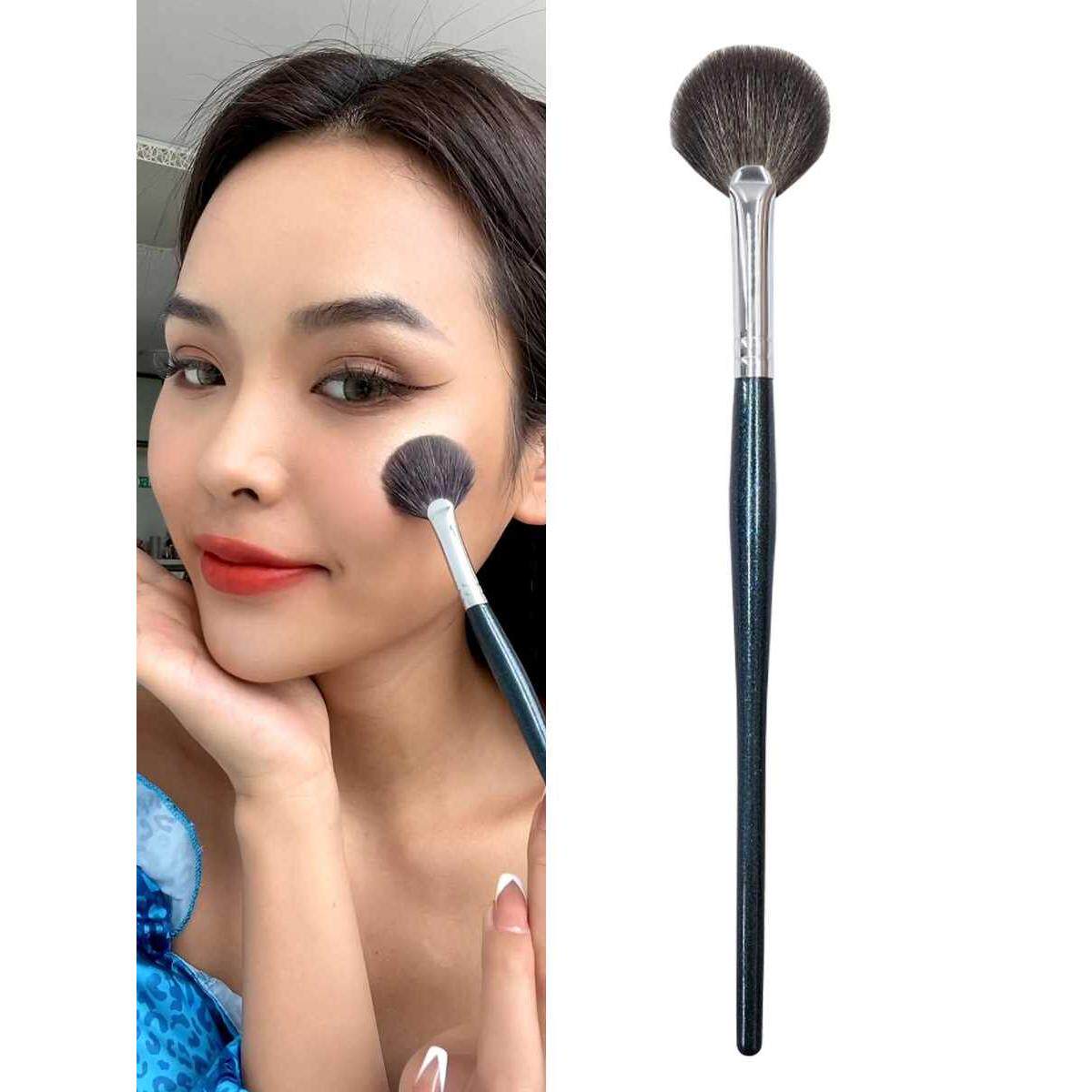 羊毛高光刷扇形小刷子小号腮红刷晒红女腮刷面中面部提亮刷化妆刷