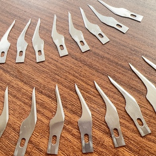 打磨特尖型11度刻刀配合蜡盘使用