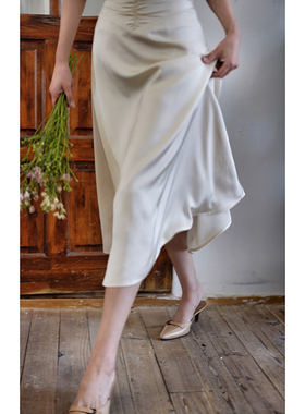 Ching's 高腰法式复古褶皱宽腰封梨形身材缎面显瘦A字伞裙夏半裙