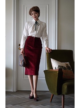 Ching's复古高腰显瘦条绒包臀裙女