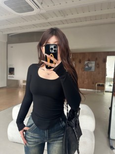 PBXX STUDIO猪崽包  微胖秋冬百搭紧身遮肚子显瘦黑色长袖打底衫