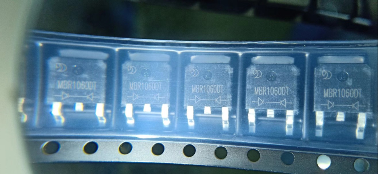 MBR1060DT TO-252 肖特基二极管 贴片二极管 全新