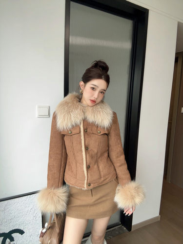 秋冬小香风貉子毛加厚保暖外套