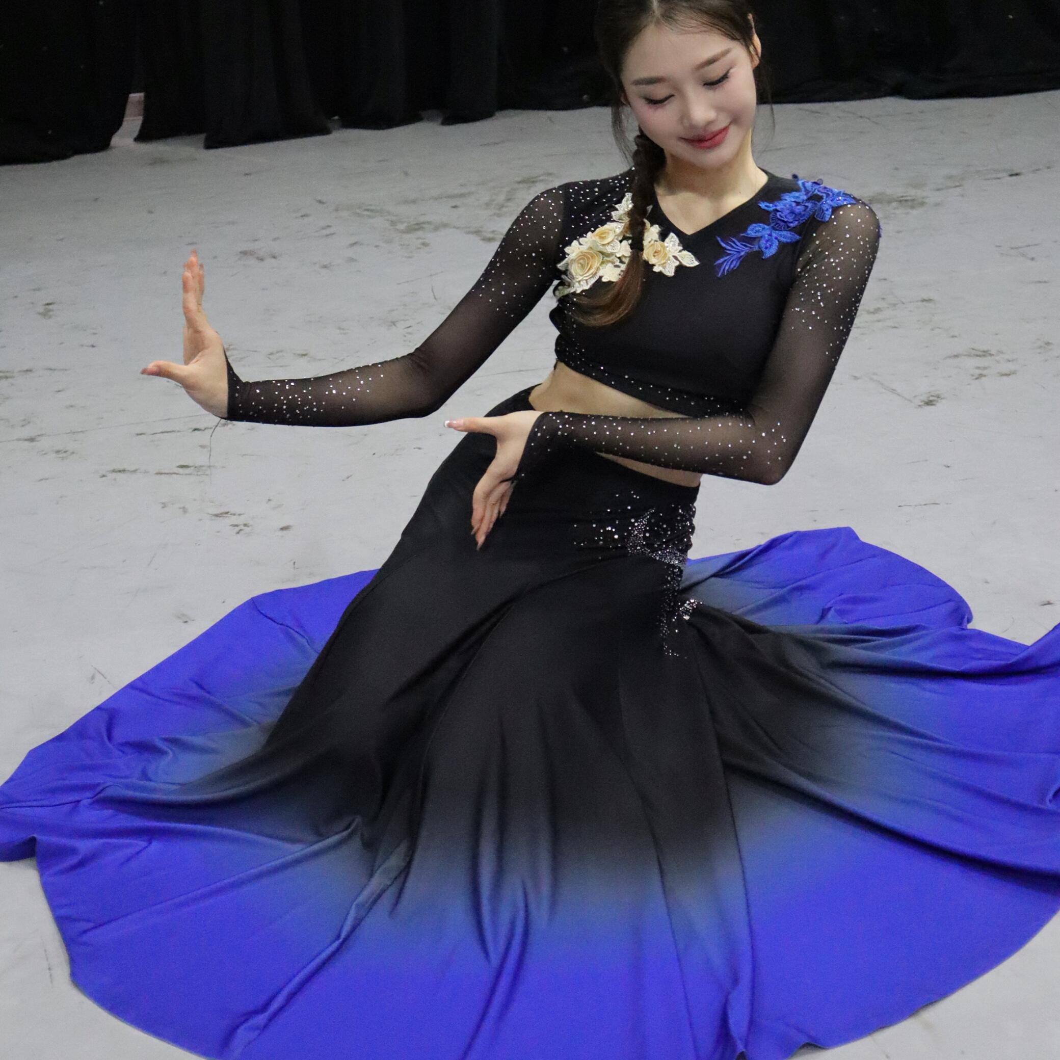 傣族舞蹈演出服包臀鱼尾裙艺考练习修身裙孔雀舞半身比赛裙