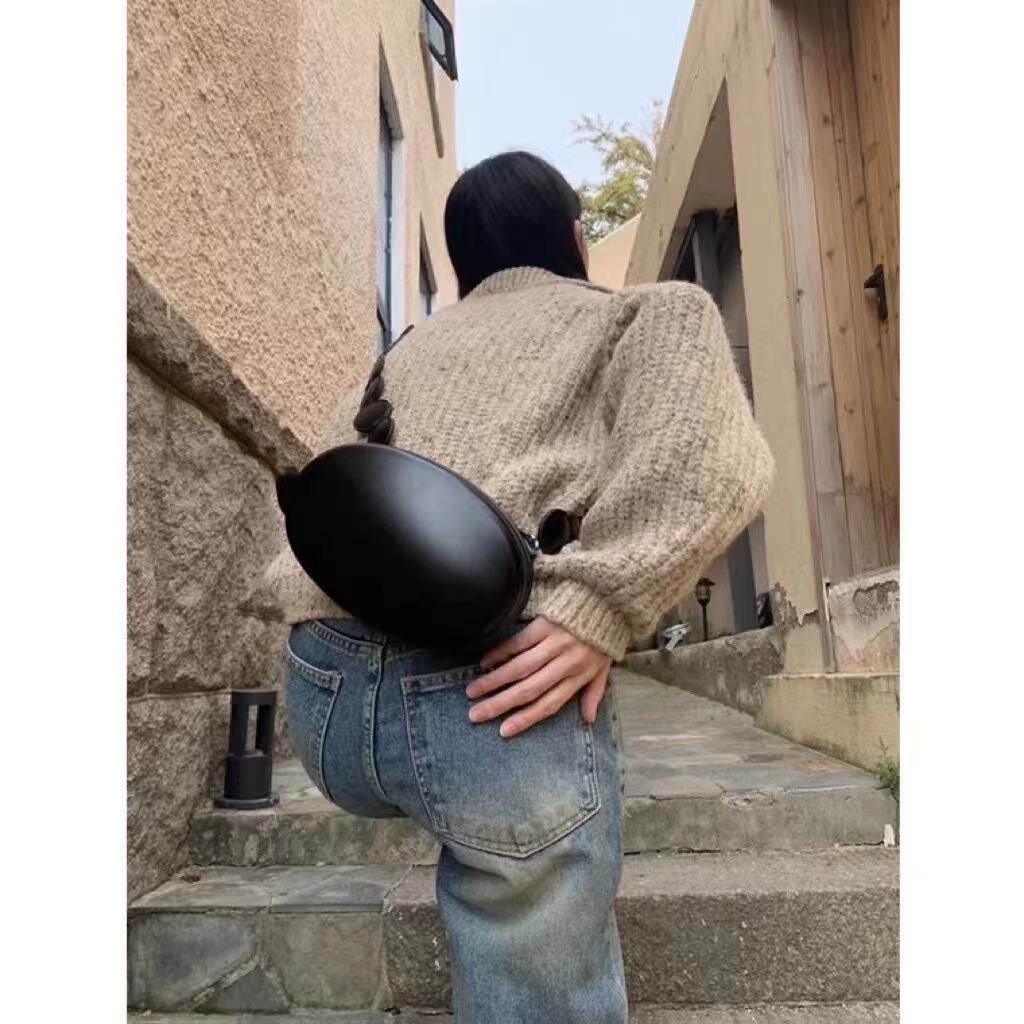 小包包新款2022网红mona同款椭圆形贝壳包单肩斜挎包女手提小圆包