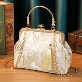 新中式 素雅汉服旗袍小众时尚 百搭单肩斜挎珍珠手提古风轻奢包包