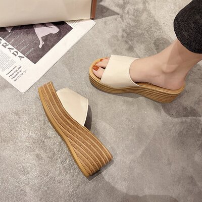厚底坡跟拖鞋女夏外穿百搭小个子增高神器松糕中跟高跟凉拖一字拖