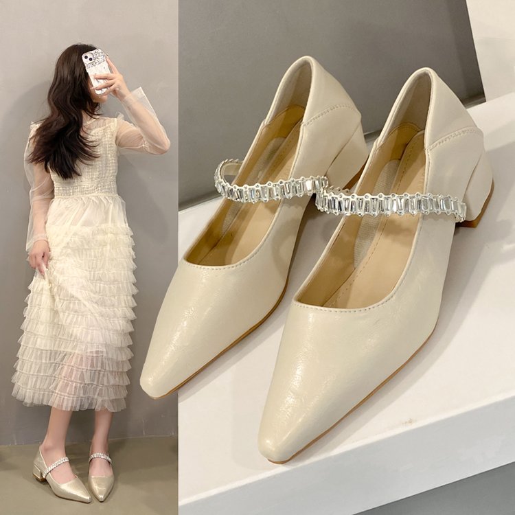 法式粗跟高跟银色尖头单鞋女2025新款夏季配裙子中跟玛丽珍小皮鞋