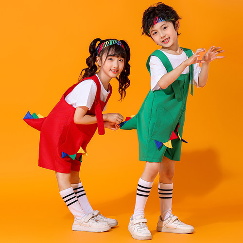 男女同款清新可爱儿童演出服