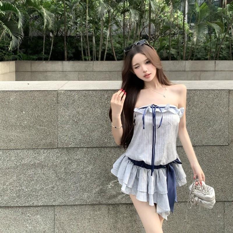 纯欲风夏日淡蓝色提花条纹拼色设计慵懒风短款抹胸不规则连衣裙女