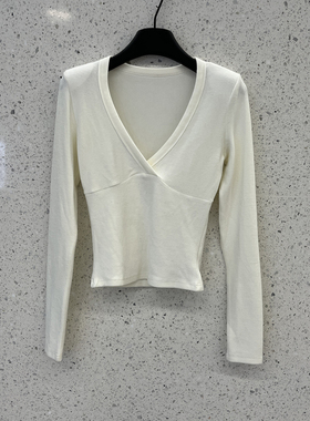南油小众纯欲辣妹性感V领磨毛垫肩长袖T恤女修身显示打底衫上衣