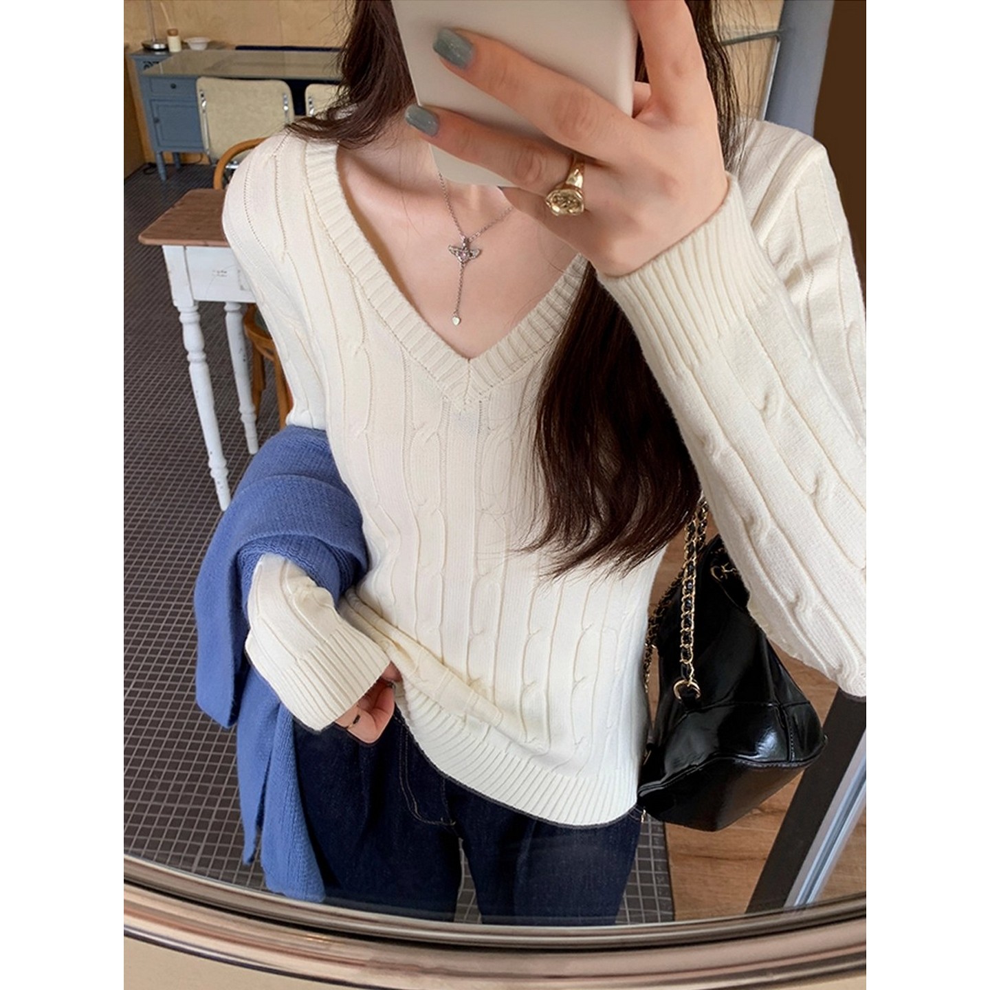 韩系慵懒风V领麻花针织衫