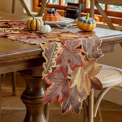 1pc Autumn Maple Leaf Embroidered Table Runner, Flocked Brow