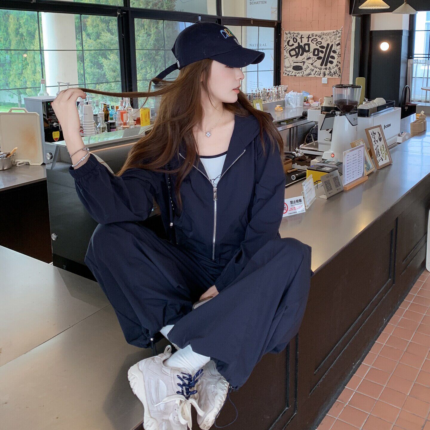 藏青松弛感系休闲运动套装女2025秋韩系连帽工装外套阔腿裤两件套