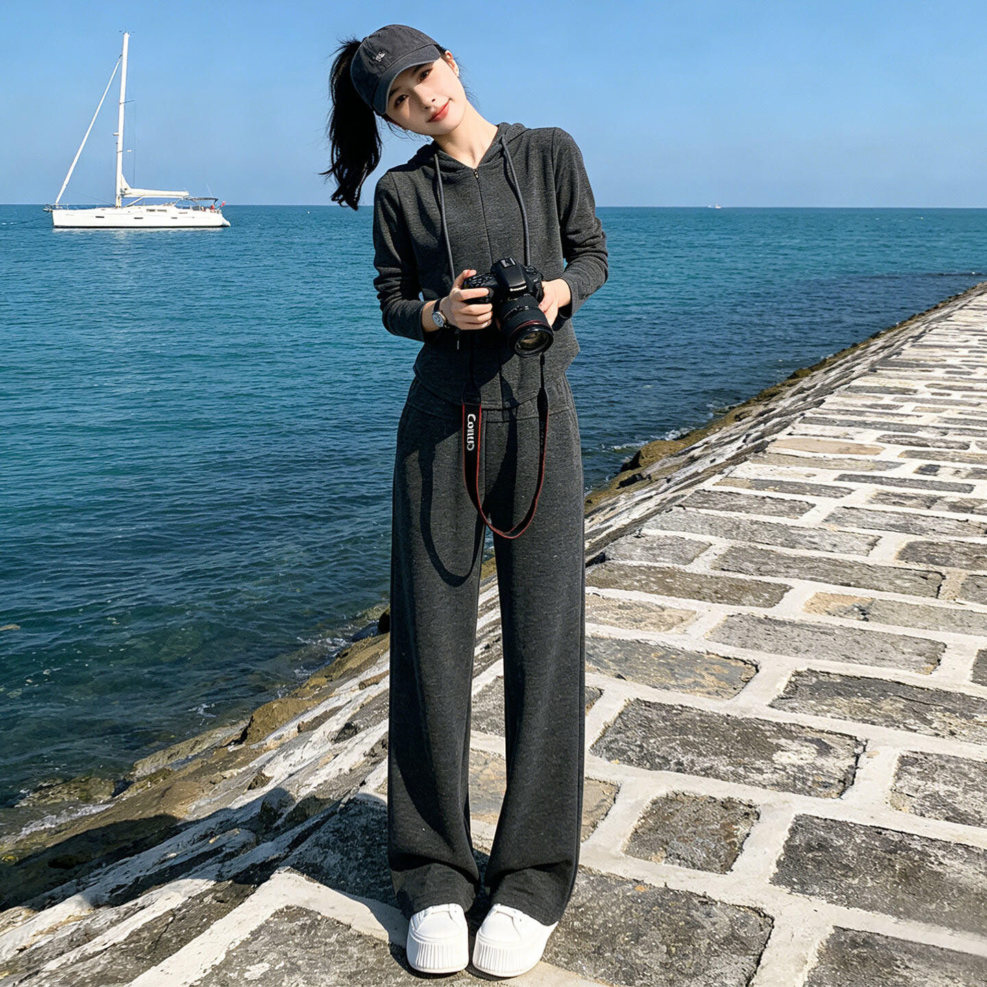 盐系休闲运动套装女春洋气减龄显瘦连帽拉链开衫上衣阔腿裤两件套