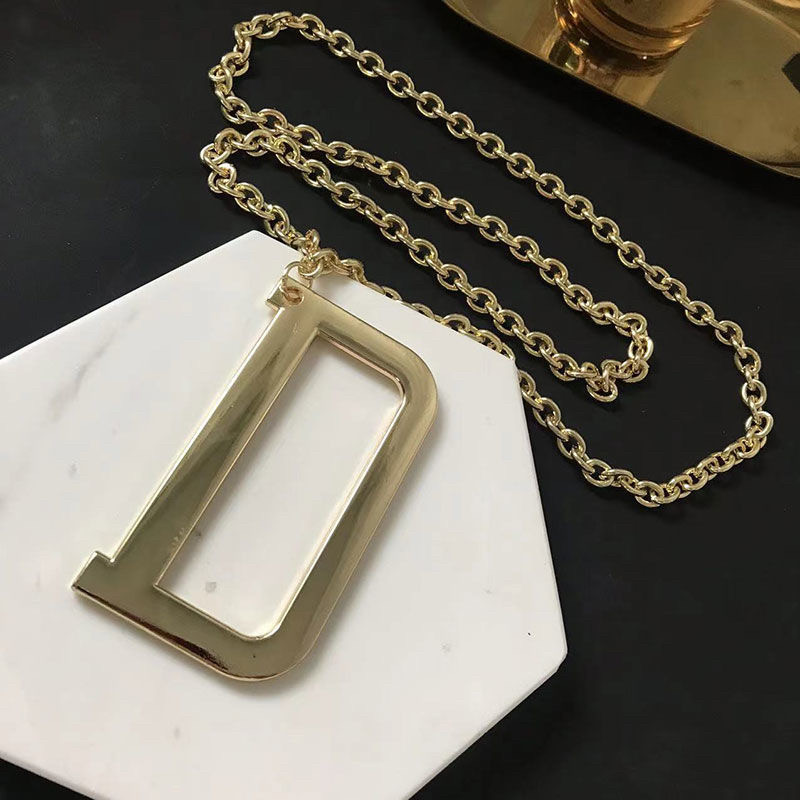 欧美网红同款D字母秋冬项链女长款毛衣链百搭时尚挂件链子配饰品