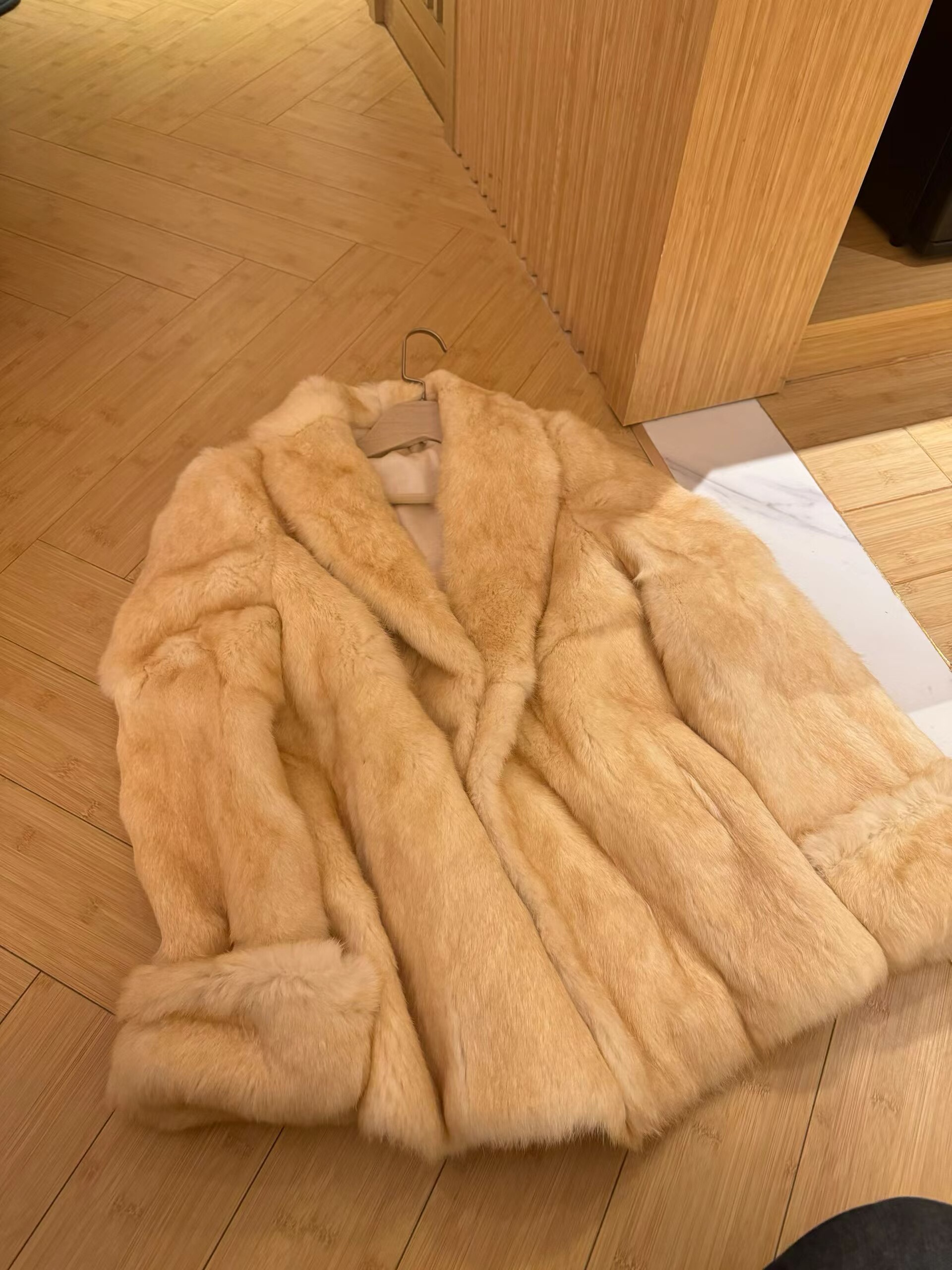 中古黄金 皮毛一体100%兔毛皮草外套女2025冬新款高级感加厚大衣