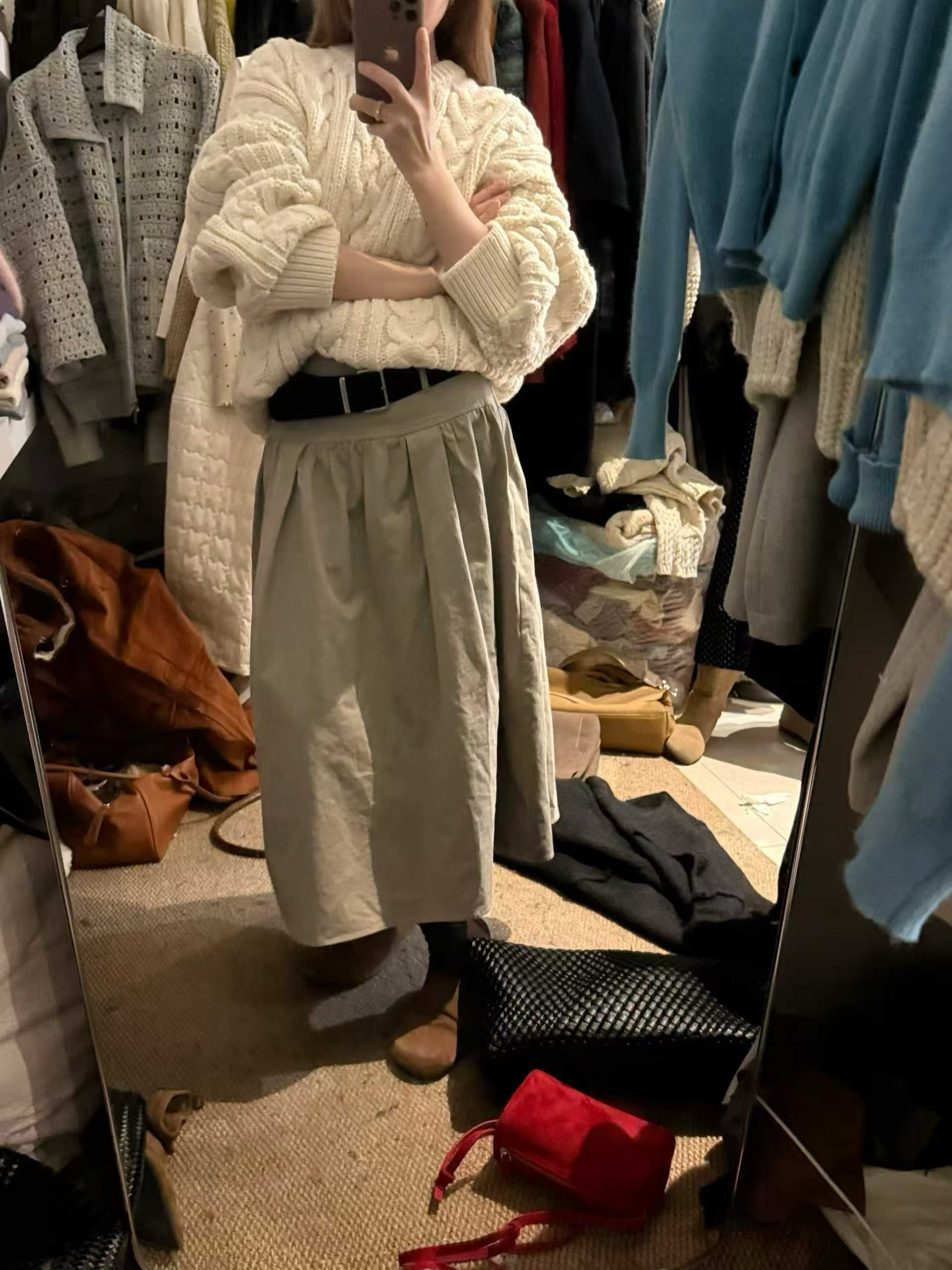 老钱风高智穿搭宽腰带卡其色半身裙女秋装高腰显瘦伞裙新品中长裙