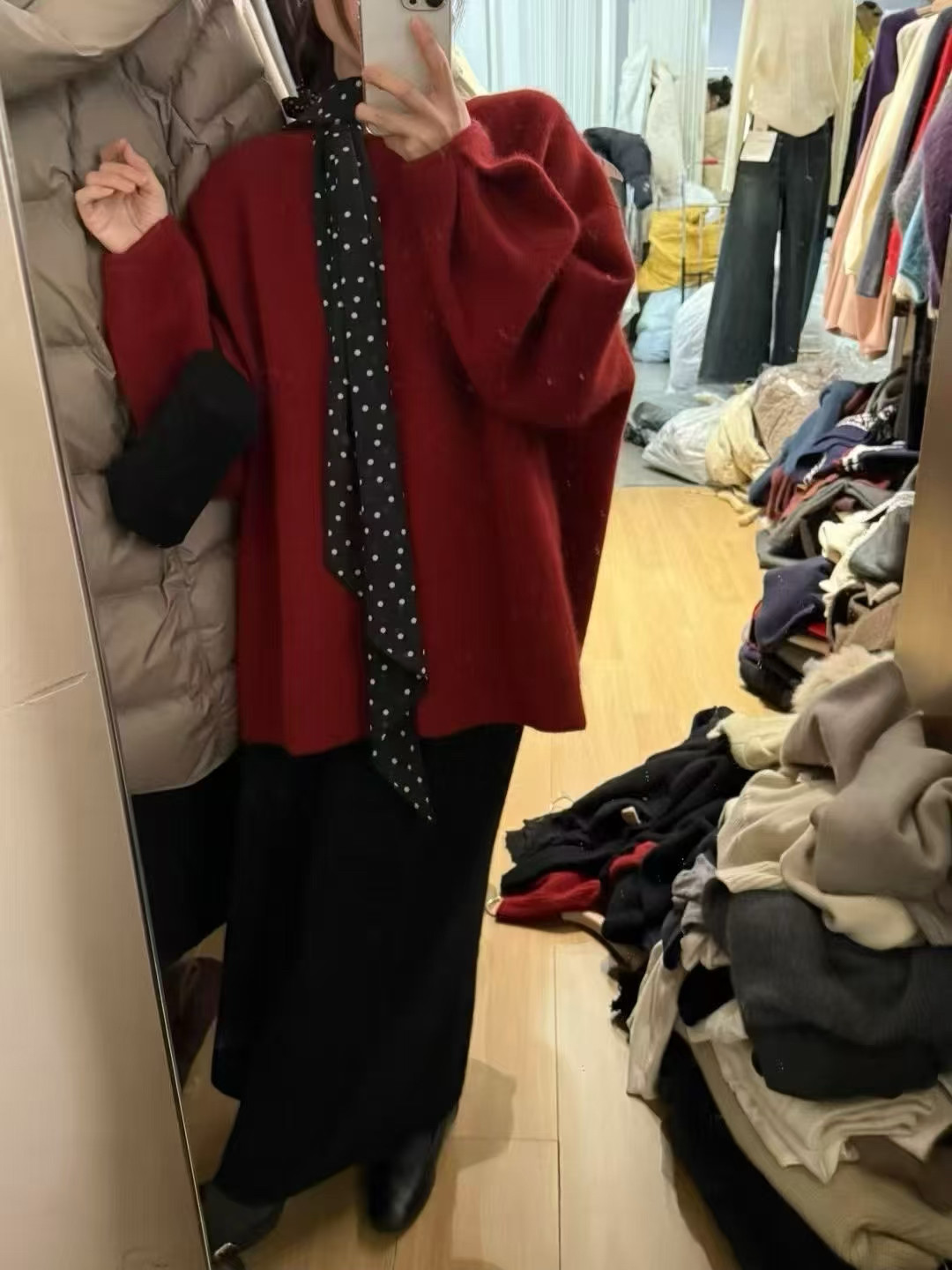 秋冬新款设计感后背扣子慵懒风宽松套头浣熊绒软糯毛衣针织衫上衣