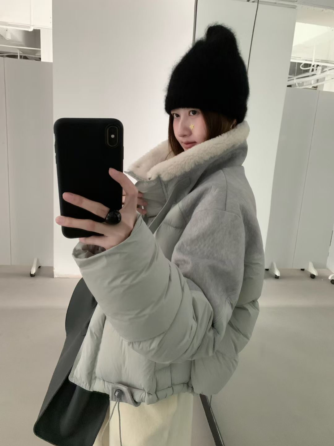 韩系设计感立领羊羔毛拼接白鸭绒羽绒服女加厚保暖新款外套小个子