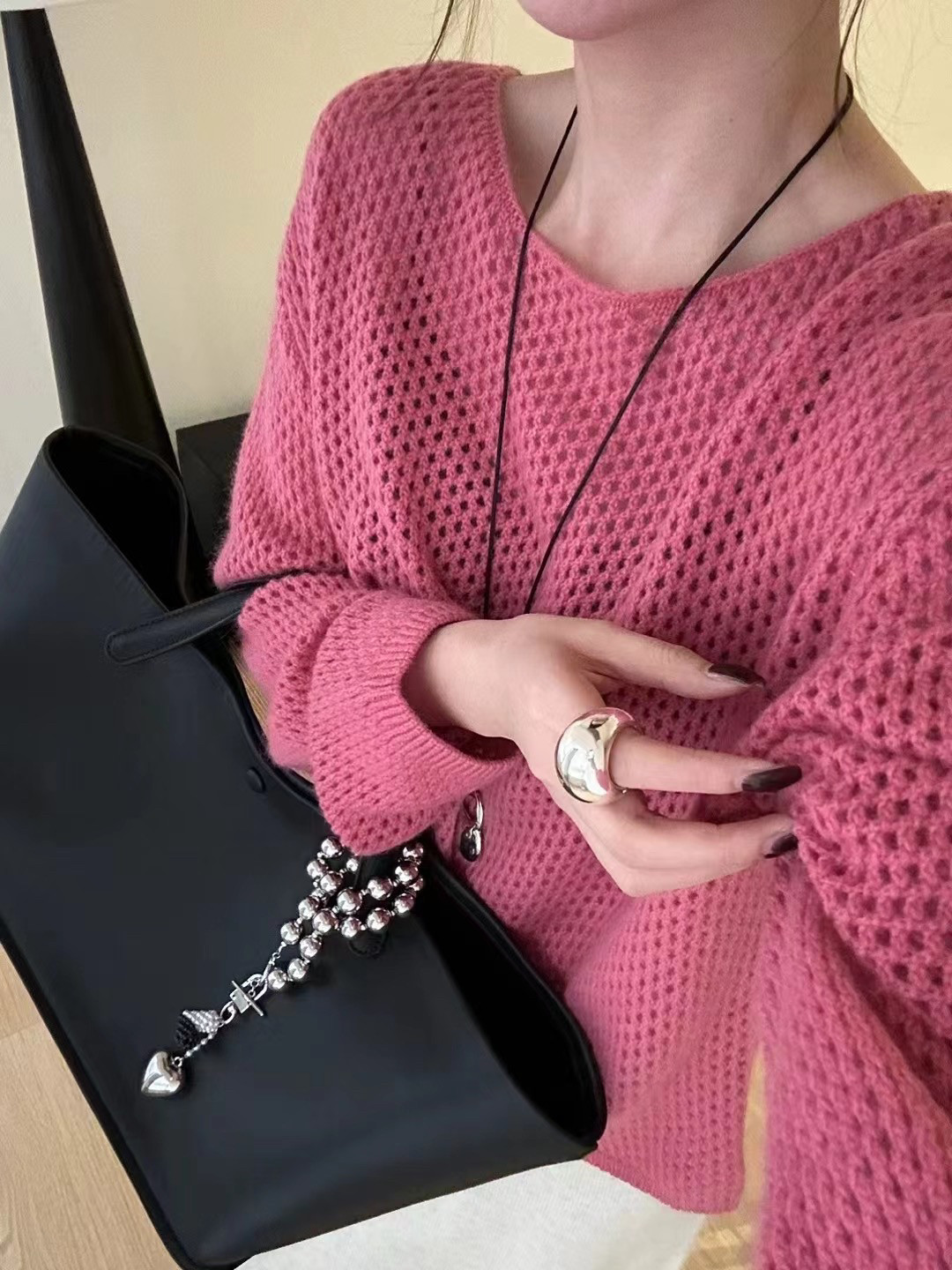 韩国东大门浣熊绒毛衣女2024秋新款小众高级感慵懒风镂空针织衫