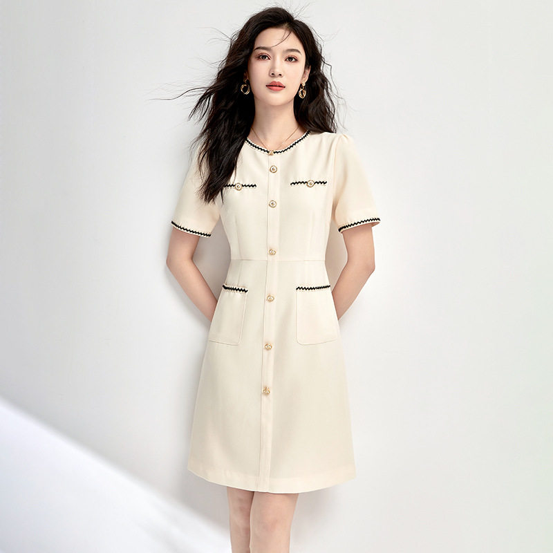 法式名媛轻奢气质收腰短袖遮肉显瘦小香风连衣裙女2024年夏季新款