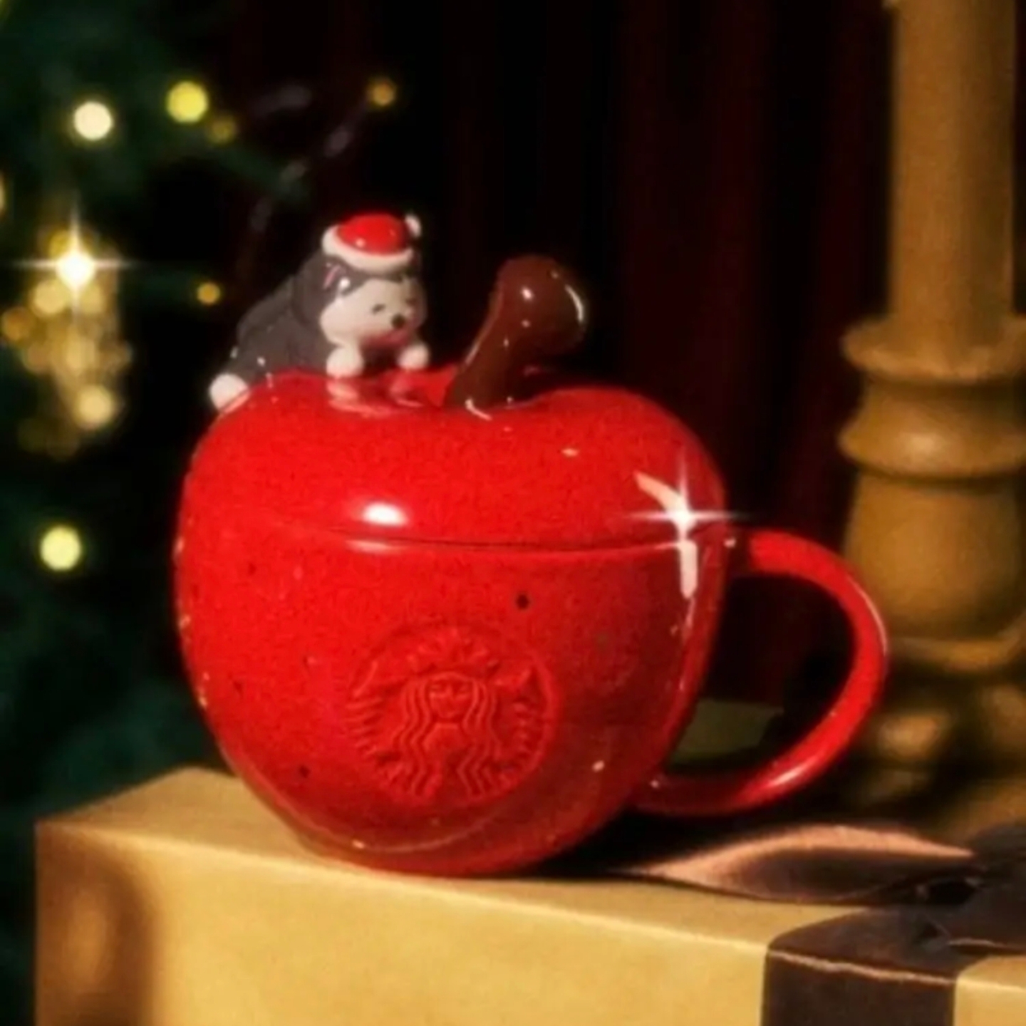星巴克杯子2025圣诞节暖意融融系列可爱苹果造型马克水杯节日礼物
