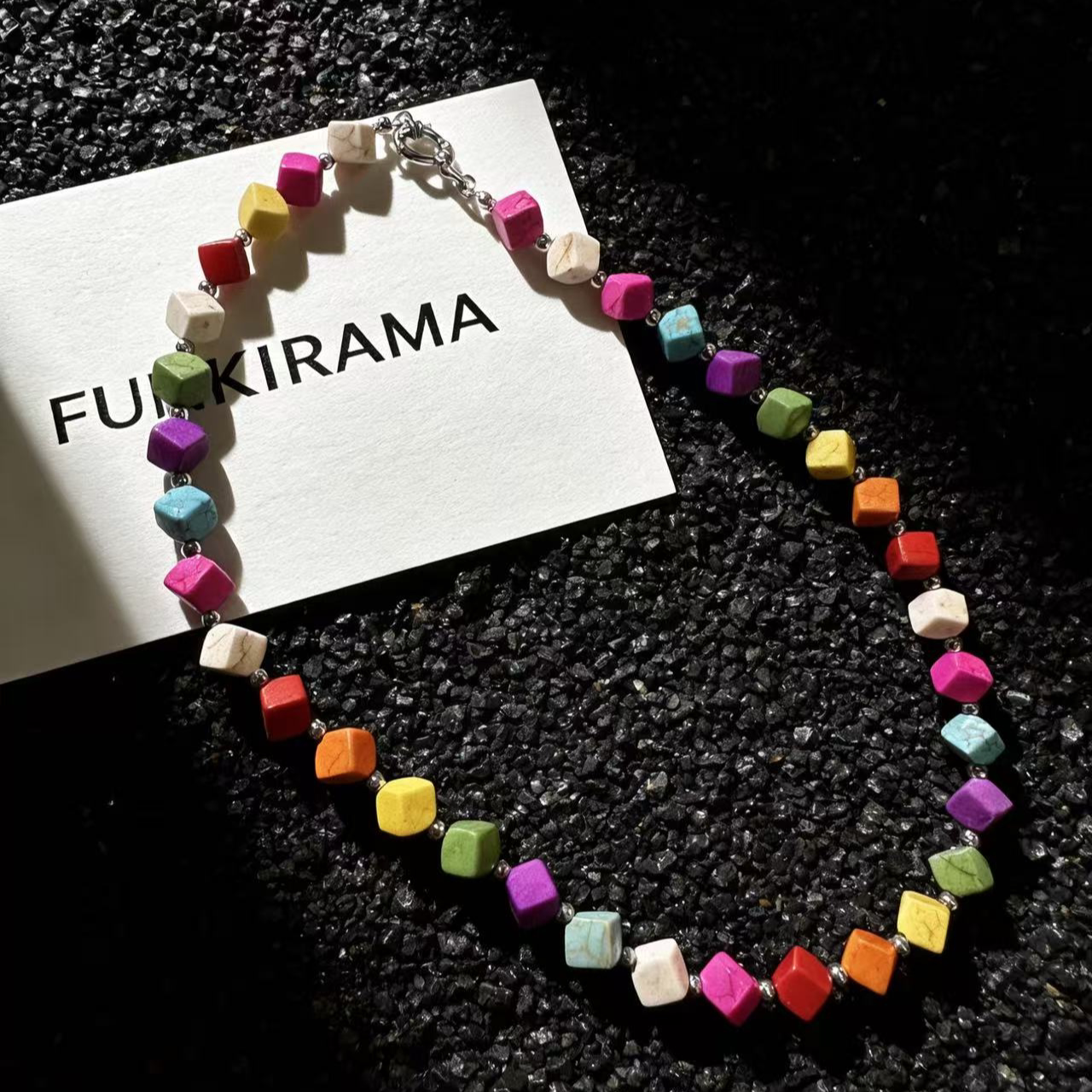 获衣局原创自制石头钛钢彩色多巴胺饰品情侣款特色百搭ins项链