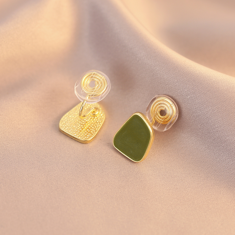 绿色耳钉蚊香盘无耳洞耳夹