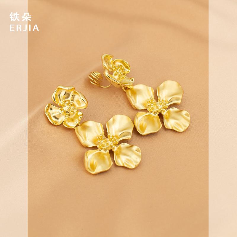 欧美个性夸张时尚金色花朵长款耳针女复古通勤蚊香盘耳夹无耳洞女