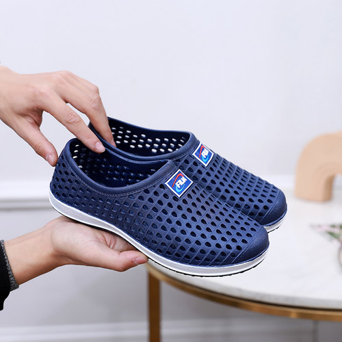 2023新款洞洞透气包头韩版凉鞋