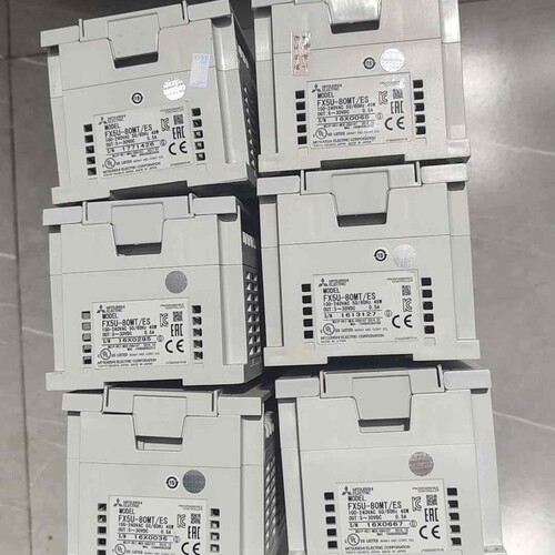 FX5U-80MT/ES，实物拍摄，17年前产品，免费升级到 议价