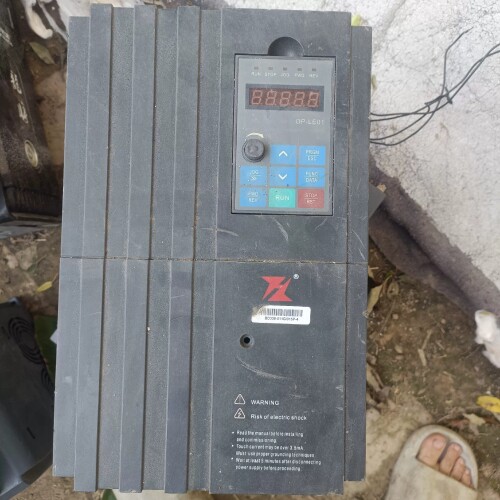 富凌变频器BD330 11kw 380v 议价