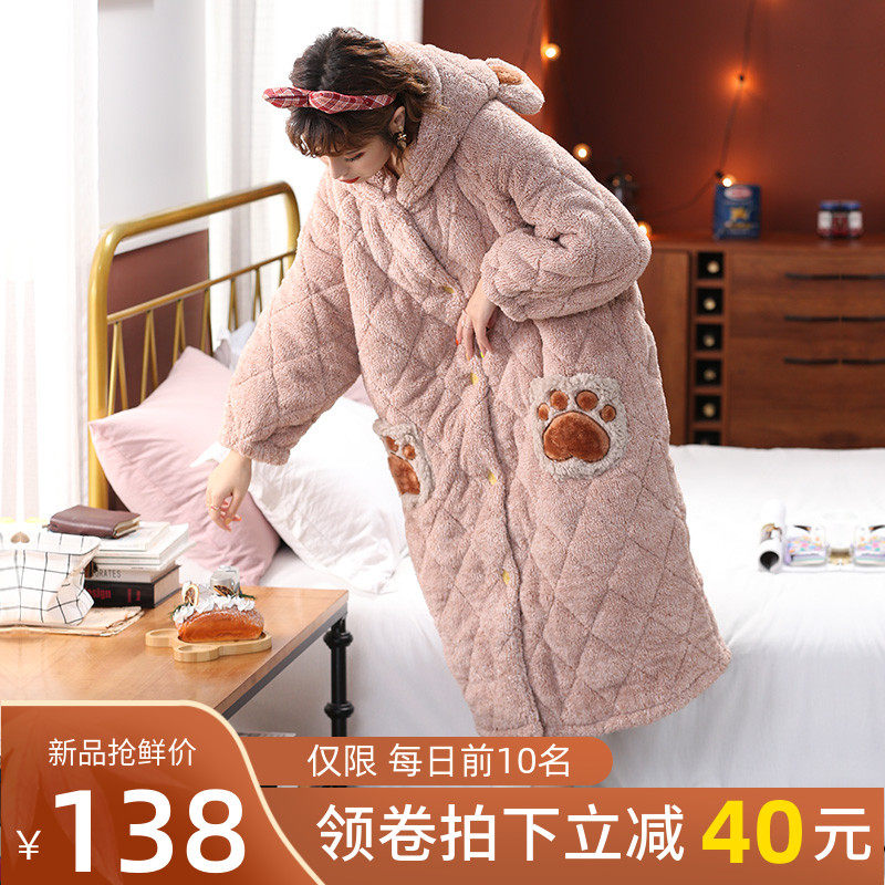 睡袍女冬珊瑚绒三层夹棉加厚加长款浴袍可爱法兰绒睡衣连帽家居服