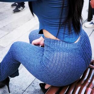 女裆部拉链弯腰透内户外高腰瑜伽打底裤弹力包臀紧身辣妹喇叭裤！