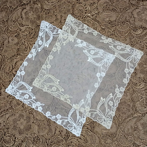 网底刺绣桌布 蕾丝绣花杯垫 棉线柔软质地 方形复古 摆设拍照道具