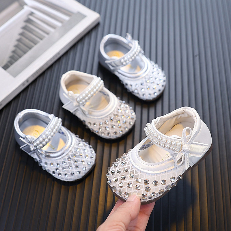 夏季女童水钻凉鞋0到2岁学步鞋软底小女孩公主鞋宝宝珍珠镂空网鞋