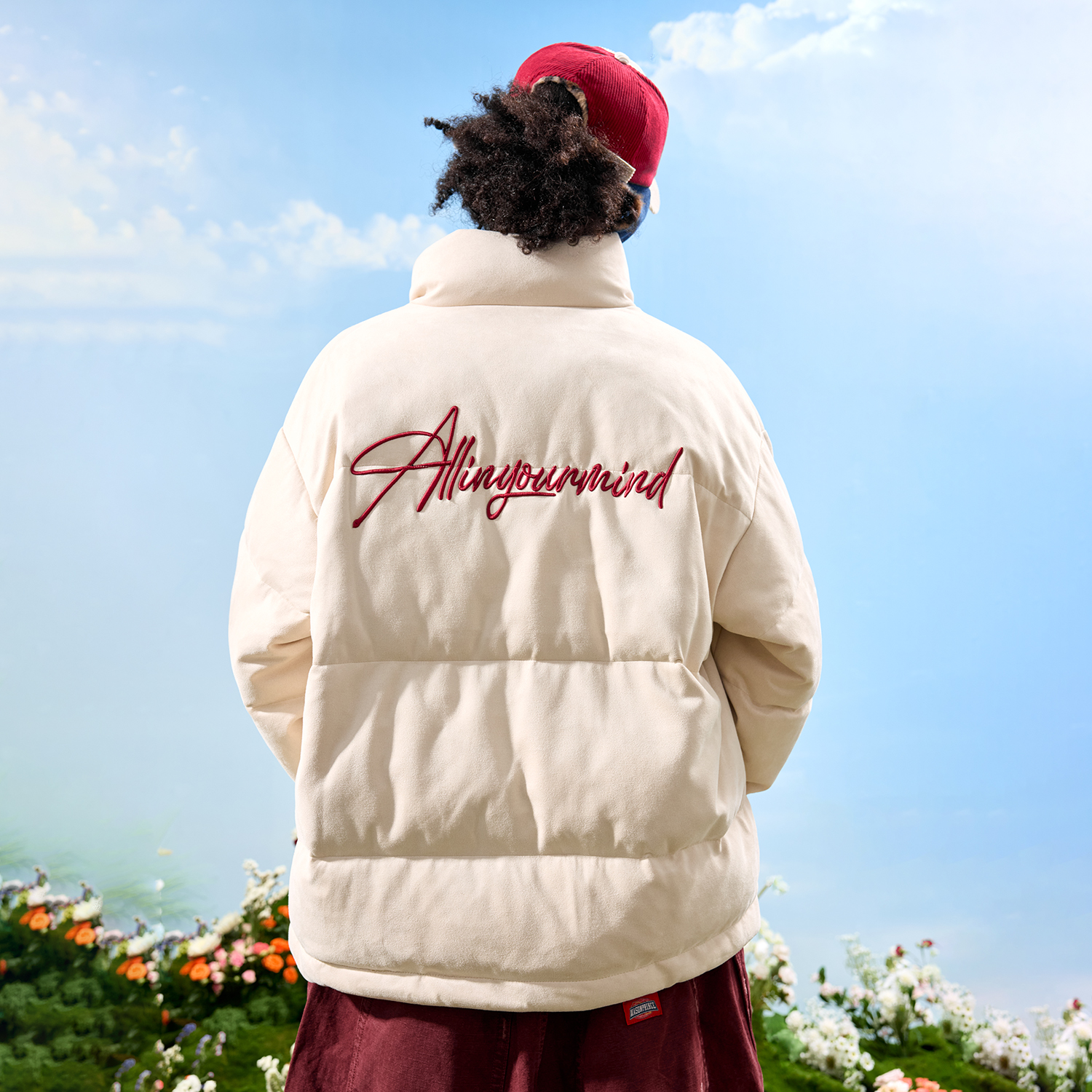 Nuthink麂皮绒刺绣字母羽绒服男