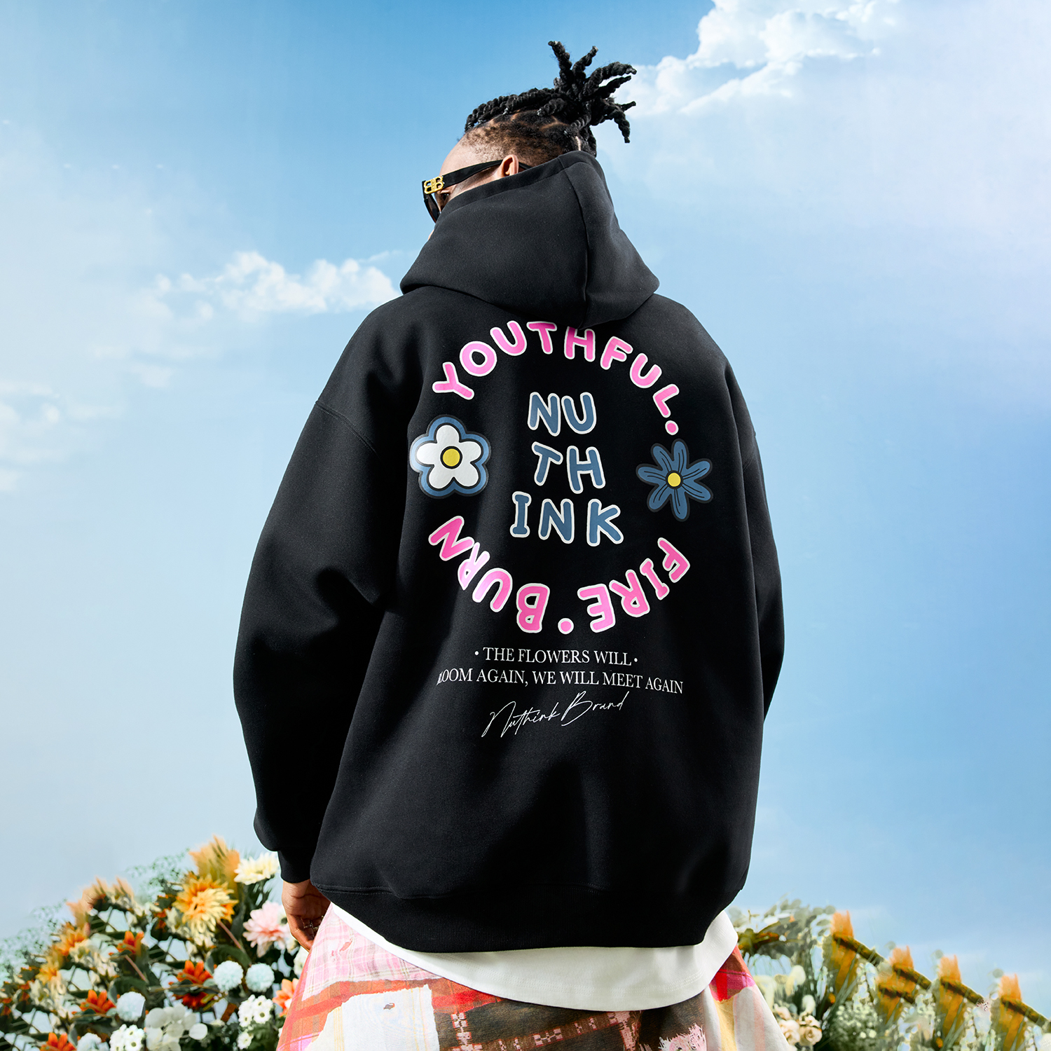 Nuthink美式卡通字母花朵卫衣男