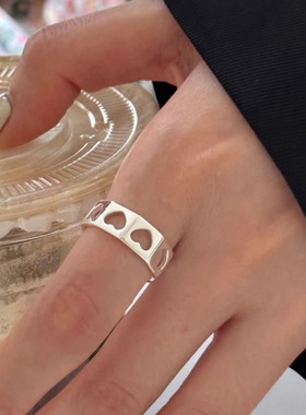 镂空爱心戒指简约设计感冷淡风