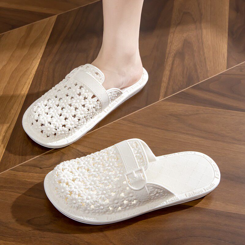 软底防滑ins网红沙滩凉拖鞋洞洞鞋女夏时尚外穿平底镂空包头鞋女