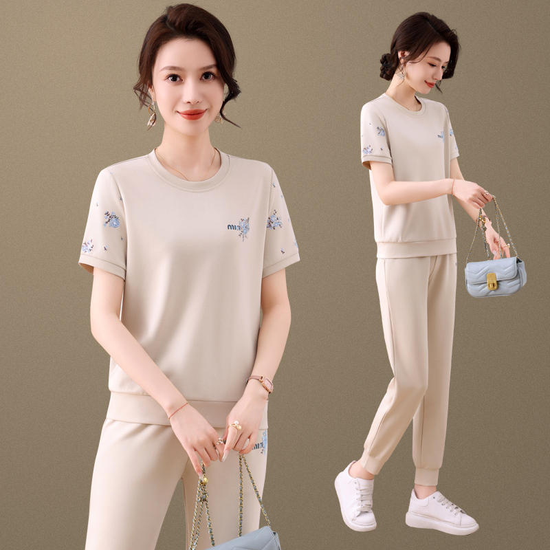 喬頓三葉草澤梵希時(shí)尚休閑運(yùn)動套裝女2025新款夏季洋氣減齡顯瘦短