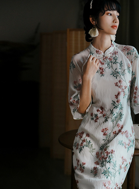 江南范新式夏日改良旗袍年轻款小清新刺绣全开襟盘扣长裙国风薄