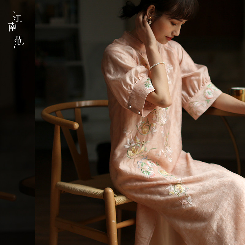 江南范改良版中式汉服日常绣花