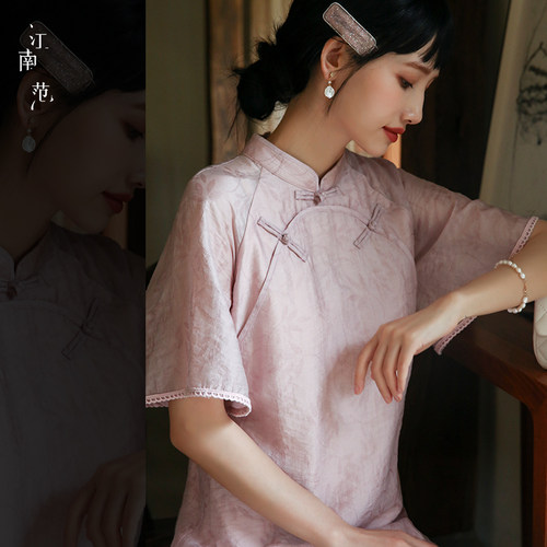 江南粉色低领旗袍年轻款日常