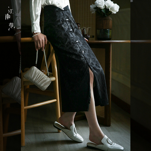 江南范新中式黑色改良唐装半身裙搭配旗袍汉服上衣的半裙设计感