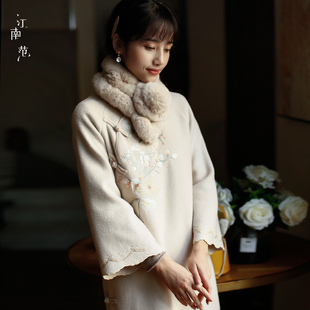 毛呢少女时尚 冬日旗袍秋冬款 中国风连衣裙绣花 改良版 江南范新中式