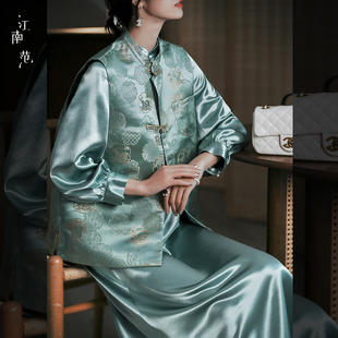 江南范新中式国风春新款马甲旗袍两件套改良年轻款时尚套装茶服