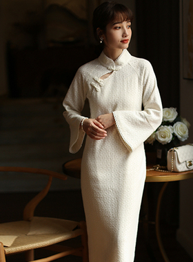 江南范新中式改良白色重工蕾丝改良版旗袍年轻款登记领证订婚秋冬